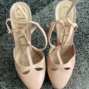 GUCCI Malaga Kid Angel T-Strap Platform High Heel Pumps 37 Perfect Pink